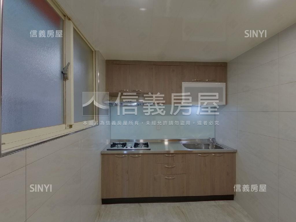 【土城國中】裝潢美三樓房屋室內格局與周邊環境