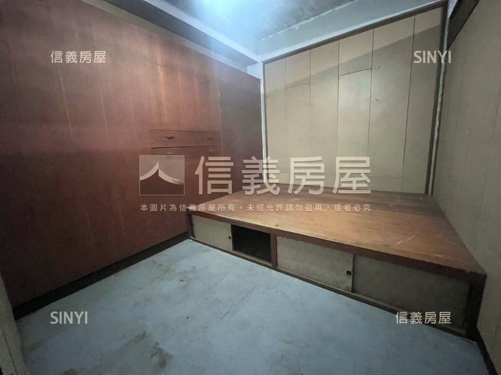 稀有中豐路美透店房屋室內格局與周邊環境