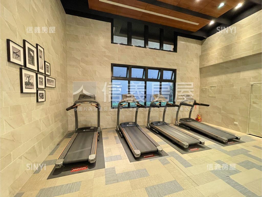 經國重劃區三房車位房屋室內格局與周邊環境