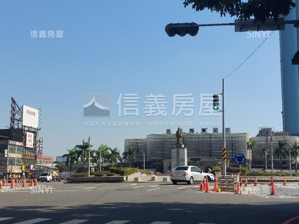 近車站面公園電梯三房房屋室內格局與周邊環境