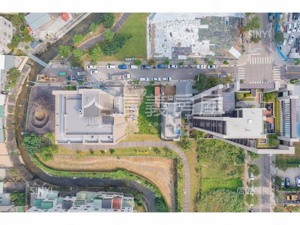北屯機捷大面寬土地房屋室內格局與周邊環境