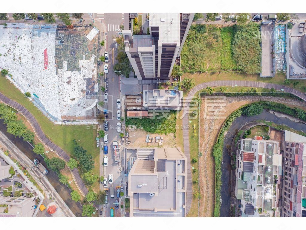 北屯機捷大面寬土地房屋室內格局與周邊環境