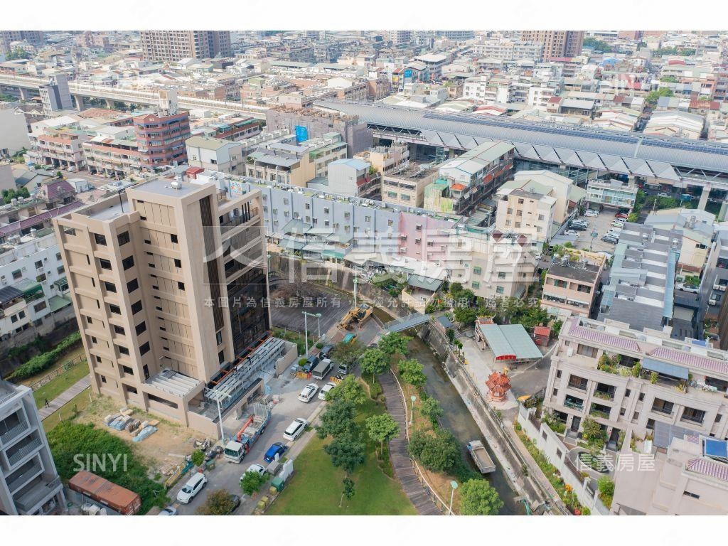 北屯機捷大面寬土地房屋室內格局與周邊環境