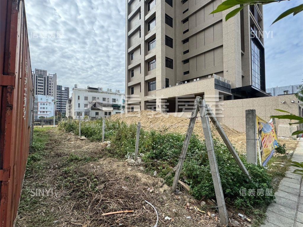 北屯機捷大面寬土地房屋室內格局與周邊環境