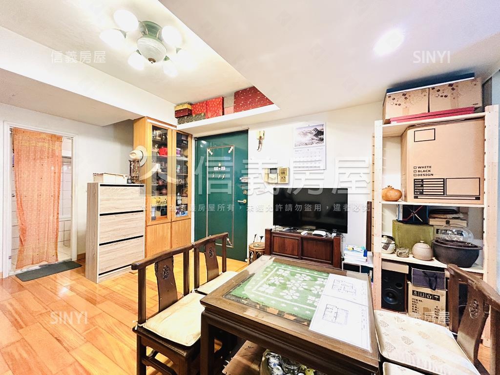 圓山雙層華廈賞星星房屋室內格局與周邊環境