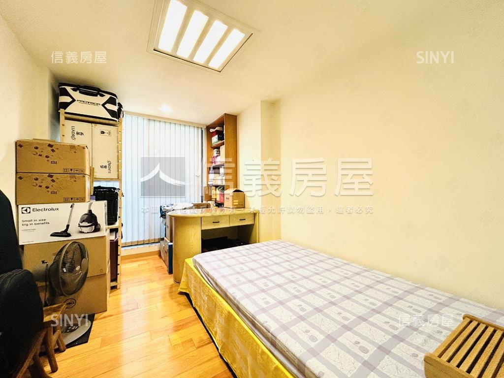 圓山雙層華廈賞星星房屋室內格局與周邊環境