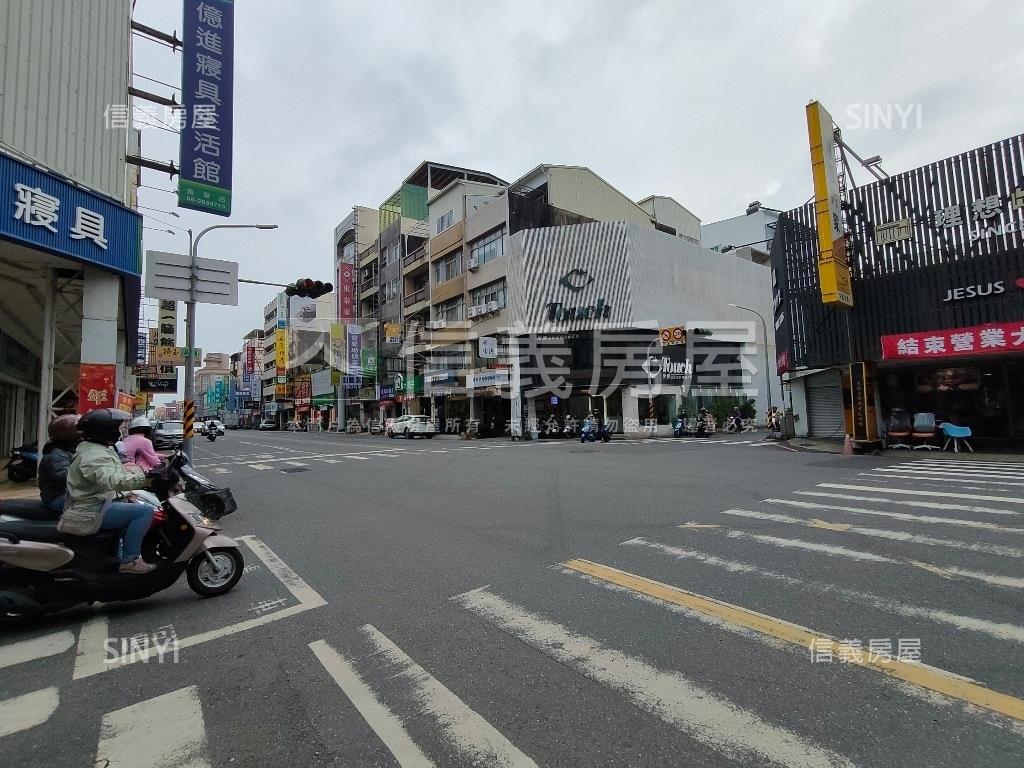 靜巷名廬正樓中樓四房房屋室內格局與周邊環境