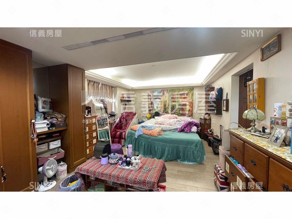 ７４內震後豐樂邊間臨路墅房屋室內格局與周邊環境
