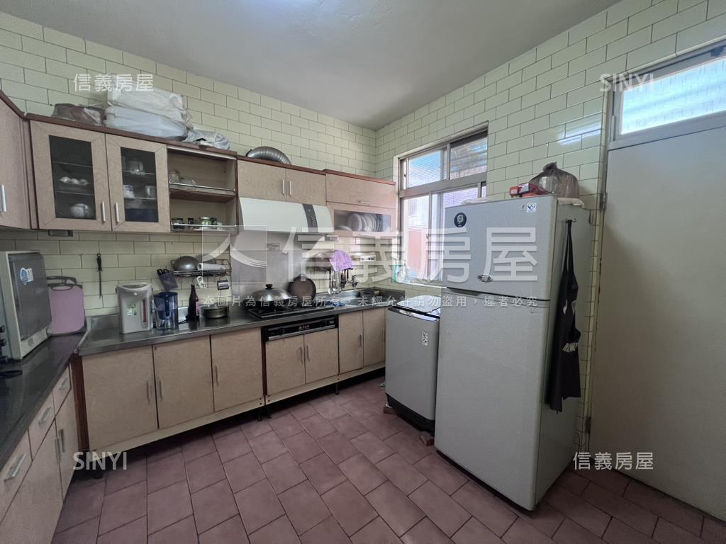 近永春站大坪數公寓４房房屋室內格局與周邊環境