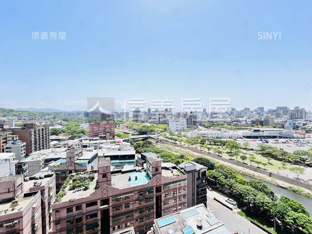 愷悅高樓層河景三房車位房屋室內格局與周邊環境