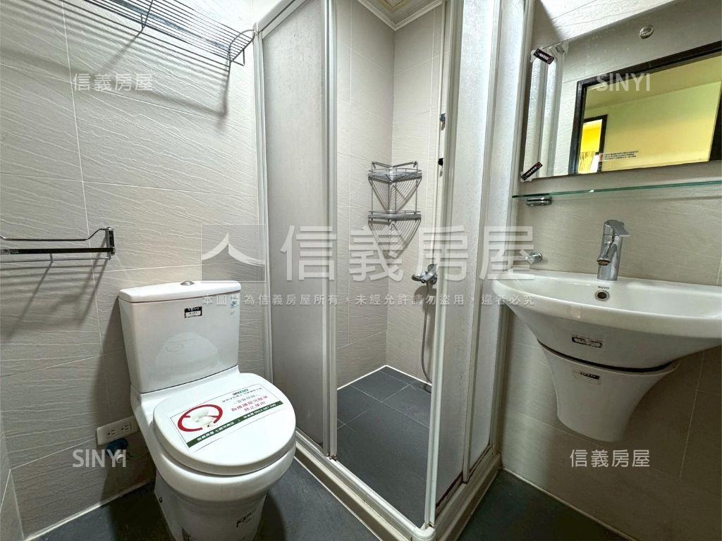 公園首排視野戶三房雙車位房屋室內格局與周邊環境