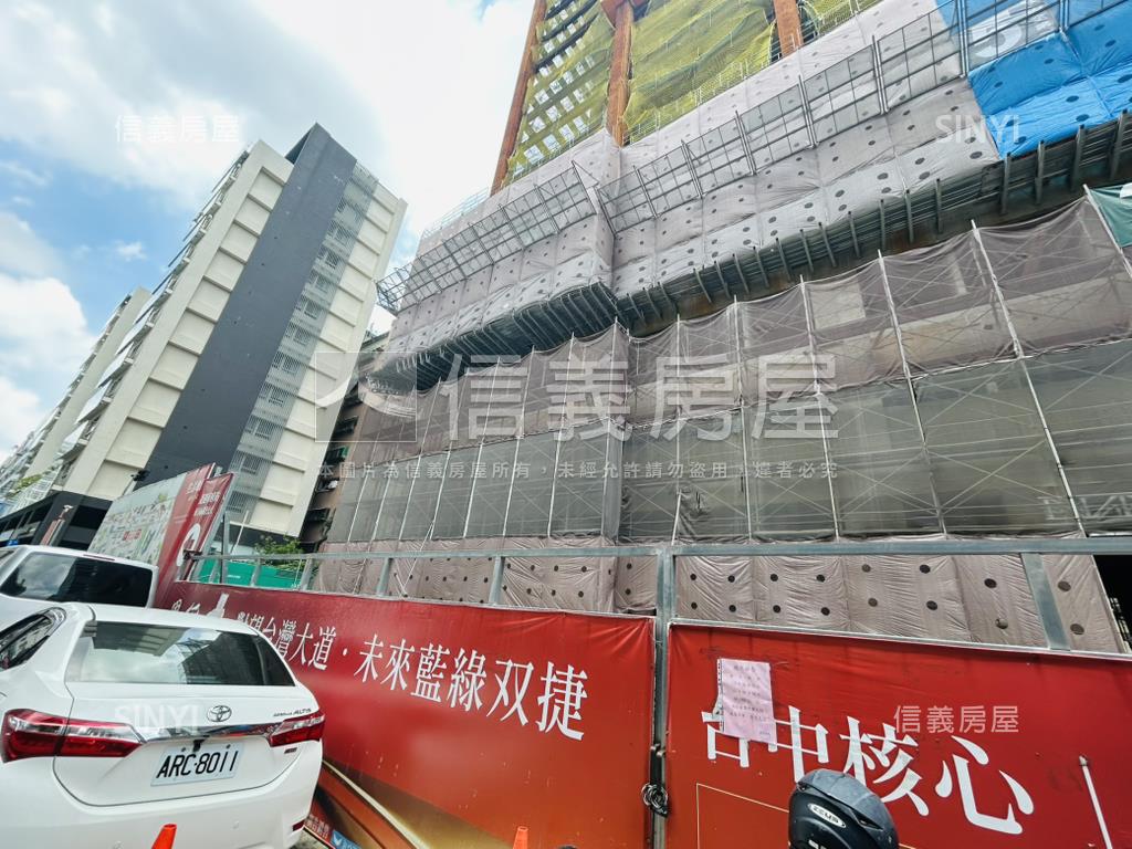 國雄無双Ａ棟２房２衛平車房屋室內格局與周邊環境