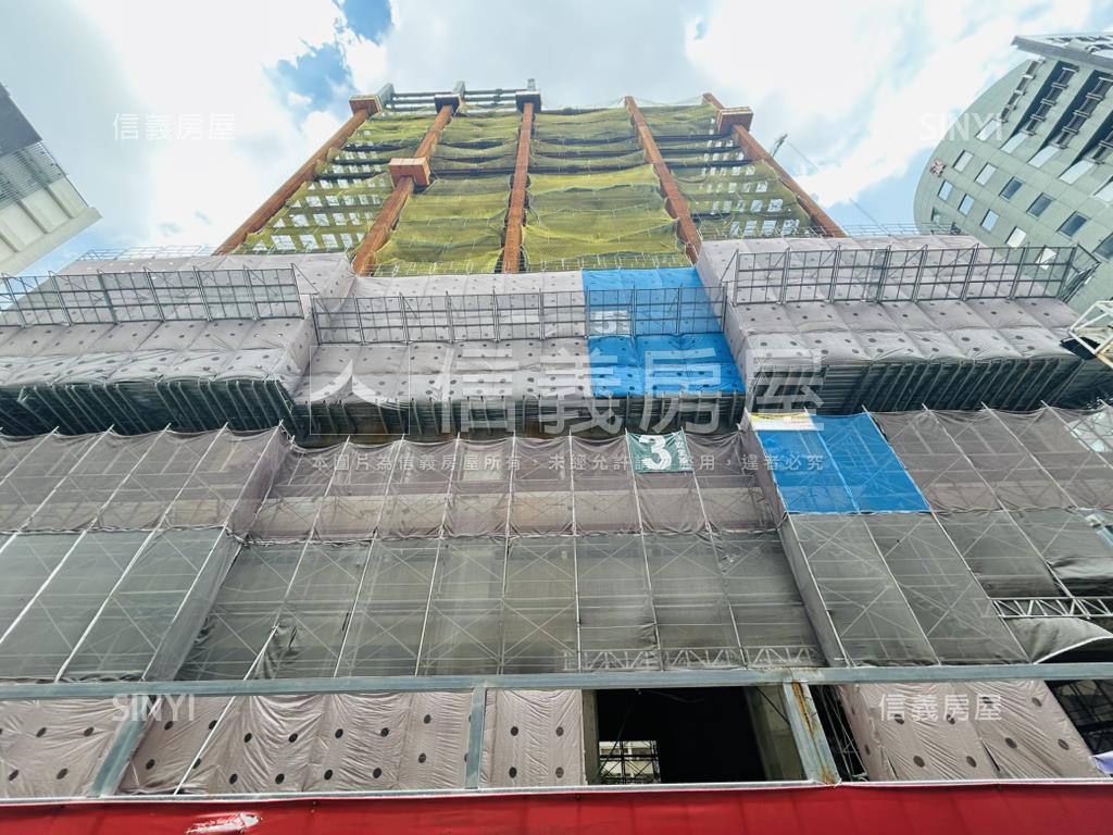 國雄無双Ａ棟２房２衛平車房屋室內格局與周邊環境