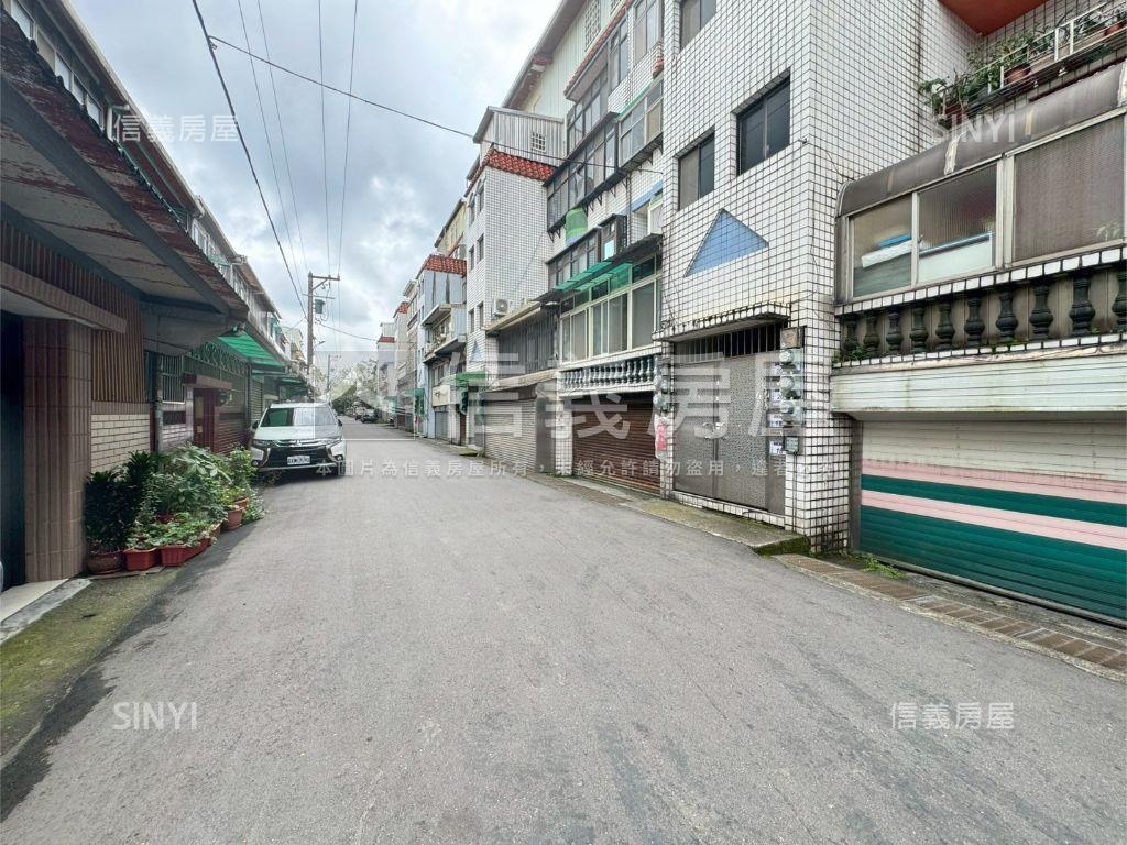 １－２樓大空間，有車位房屋室內格局與周邊環境
