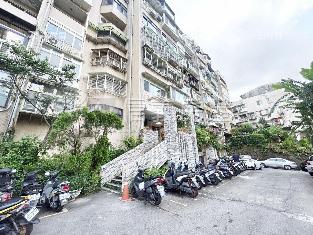 極佳景觀一房房屋室內格局與周邊環境