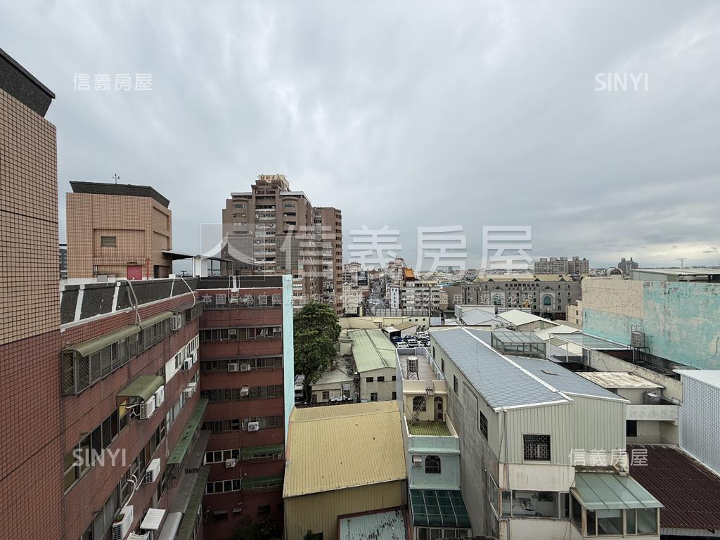 鬧中取靜，離塵不離城房屋室內格局與周邊環境