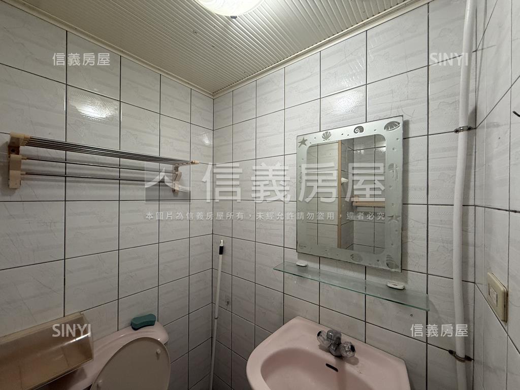 鬧中取靜，離塵不離城房屋室內格局與周邊環境