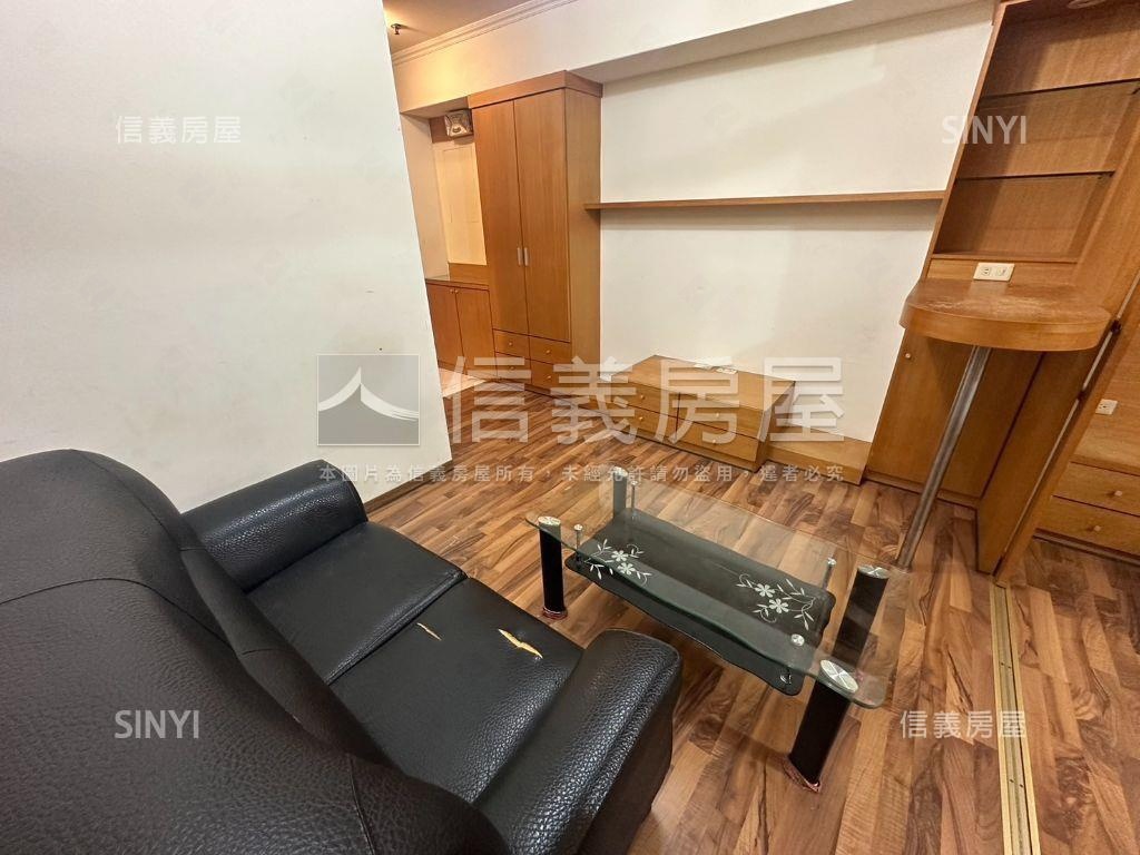 海華ＳＯＧＯ一房一廳房屋室內格局與周邊環境