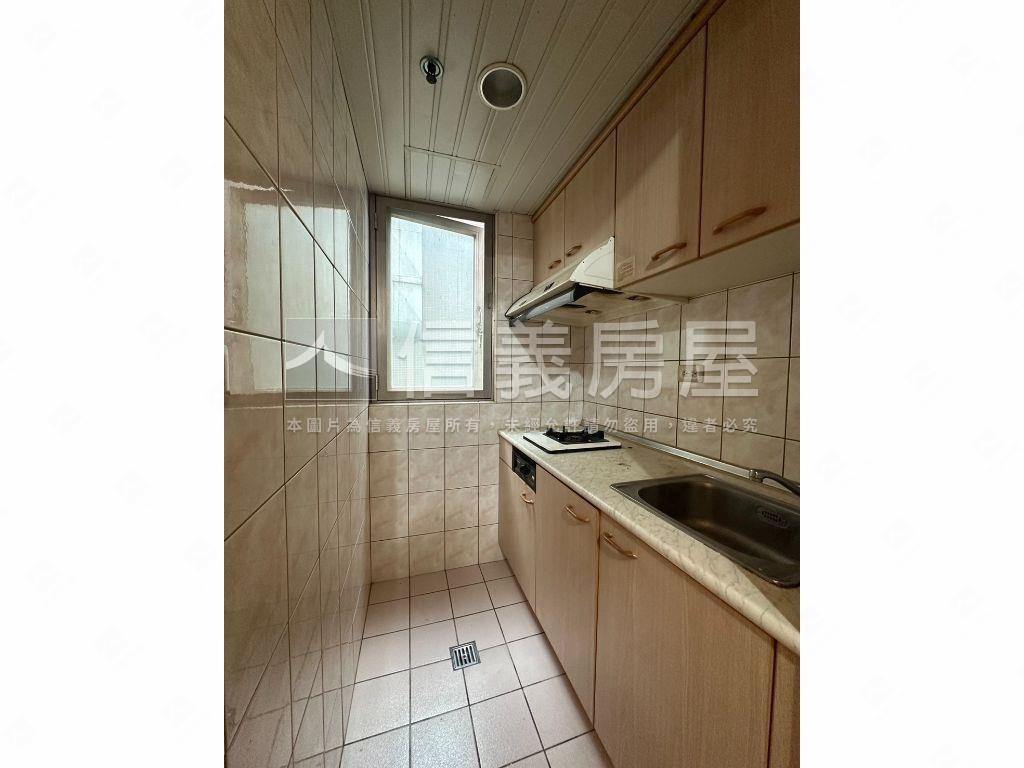 海華ＳＯＧＯ一房一廳房屋室內格局與周邊環境