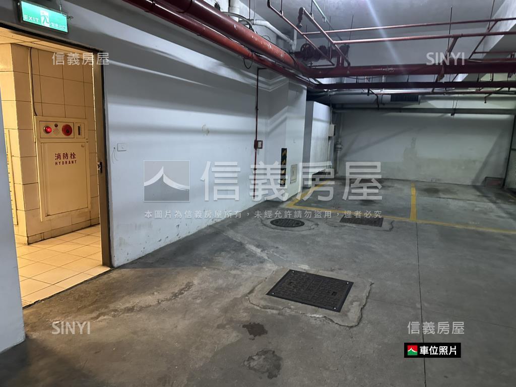 香檳景觀四房坡平房屋室內格局與周邊環境