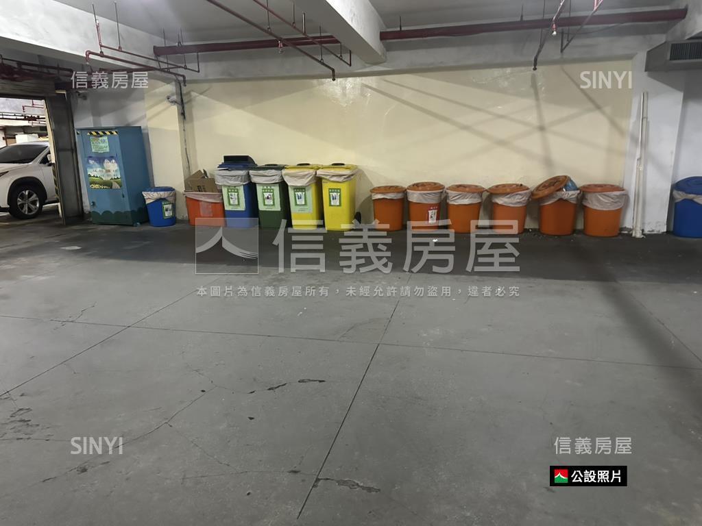 香檳景觀四房坡平房屋室內格局與周邊環境