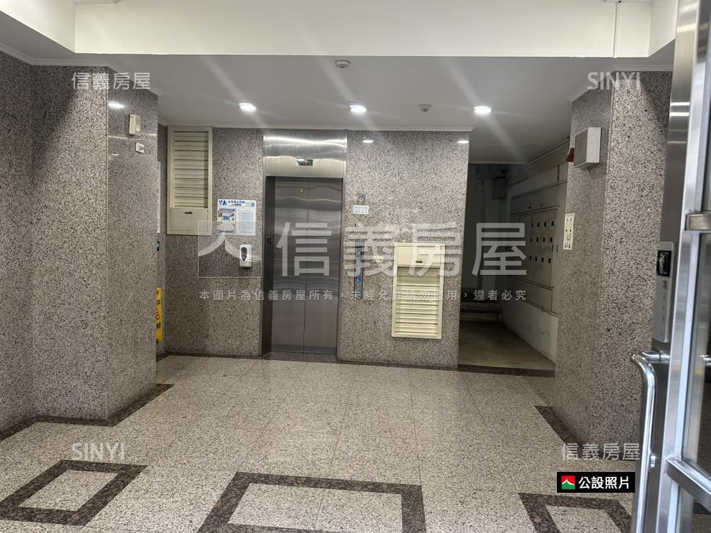 香檳景觀四房坡平房屋室內格局與周邊環境