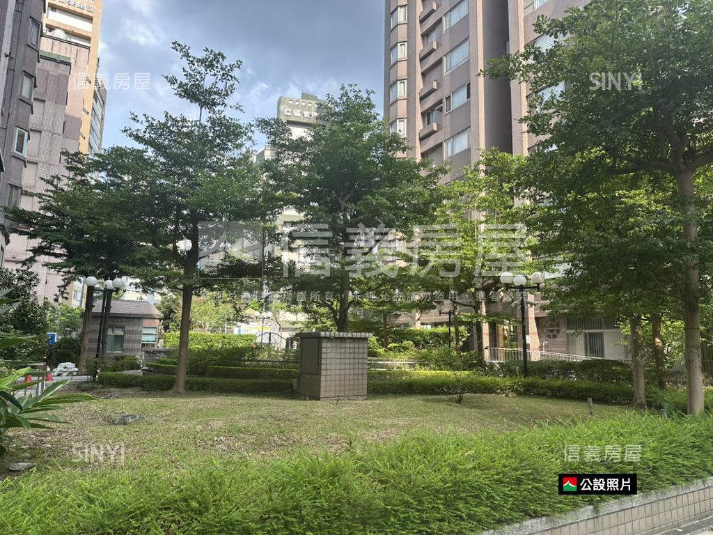 香檳景觀四房坡平房屋室內格局與周邊環境