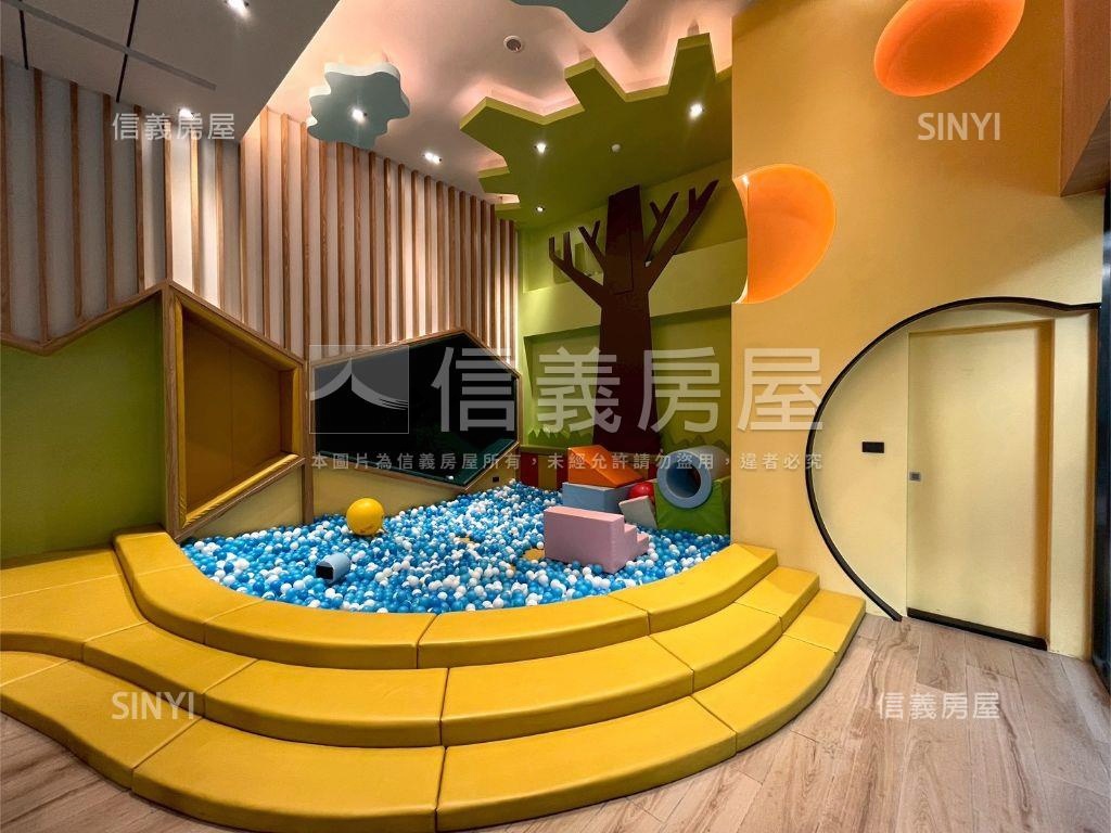 仁仁愛高樓三房坡平車位房屋室內格局與周邊環境