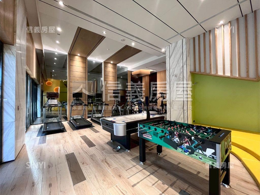 仁仁愛高樓三房坡平車位房屋室內格局與周邊環境