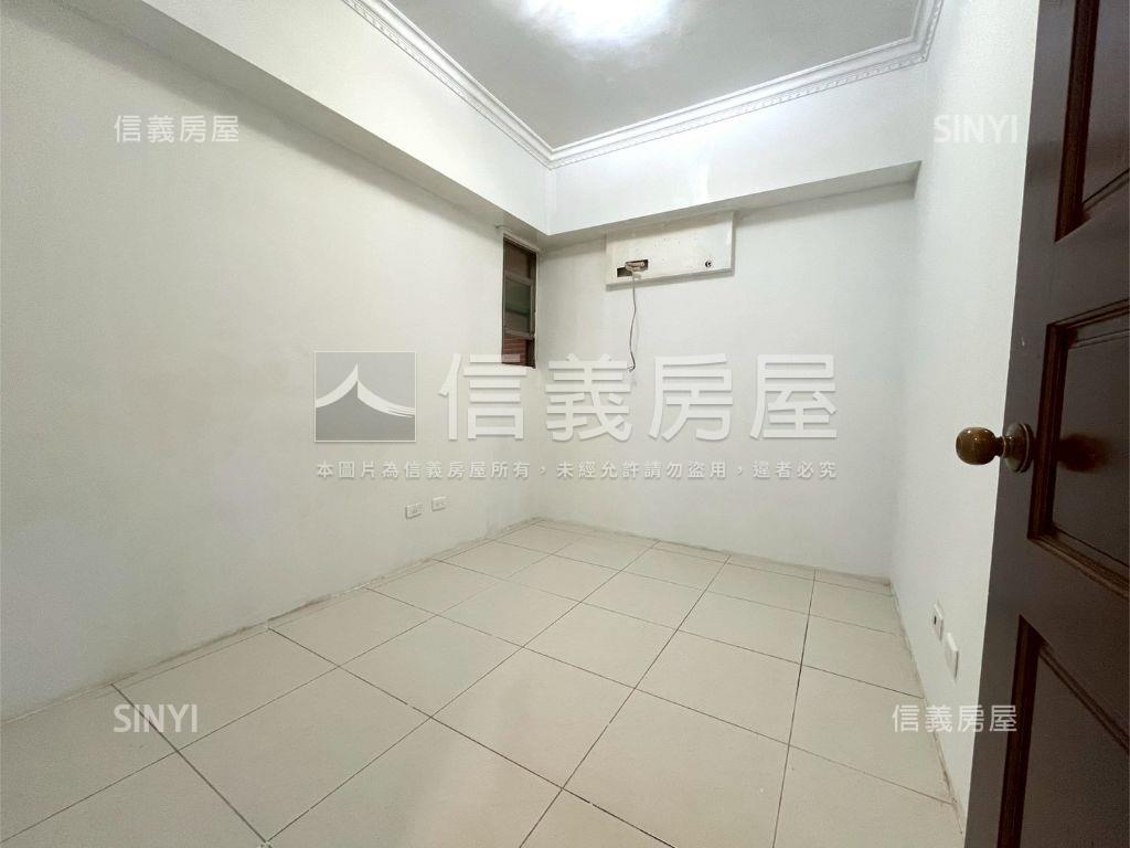 鶯歌豐采人生庭院一樓房屋室內格局與周邊環境