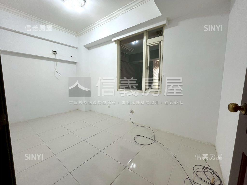 鶯歌豐采人生庭院一樓房屋室內格局與周邊環境