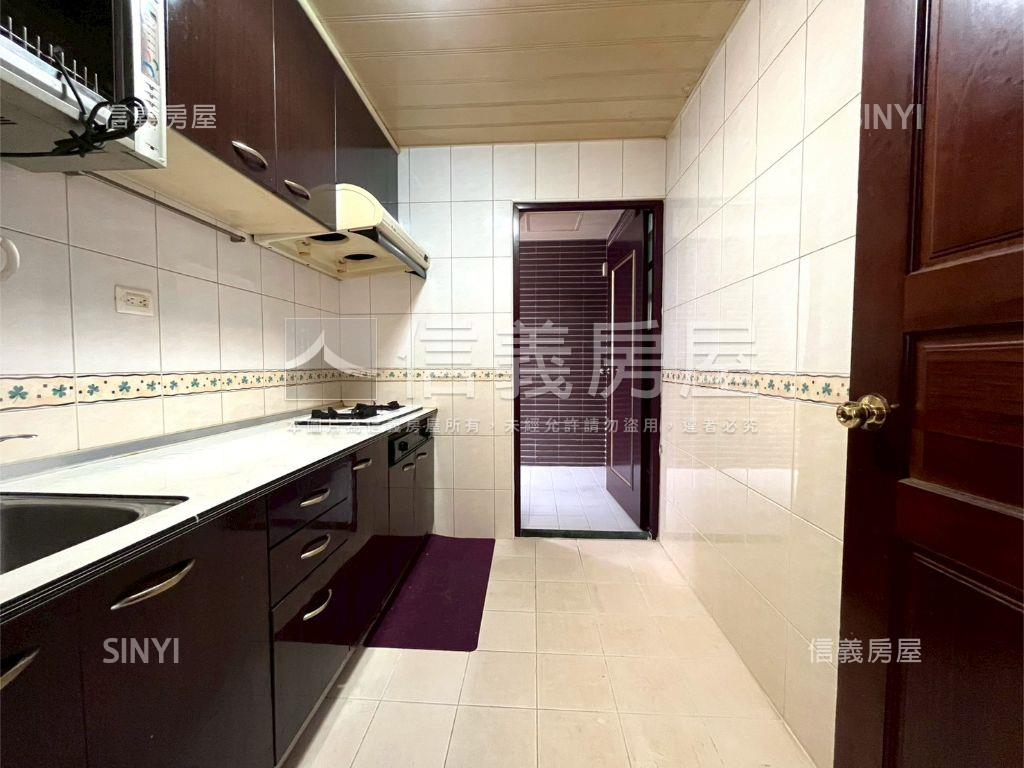 鶯歌豐采人生庭院一樓房屋室內格局與周邊環境