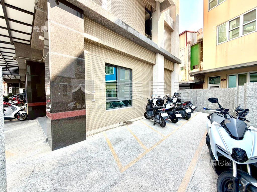 近高大｜稀有電梯邊間透店房屋室內格局與周邊環境