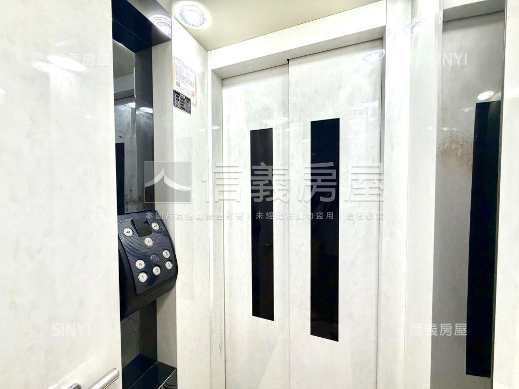 近高大｜稀有電梯邊間透店房屋室內格局與周邊環境