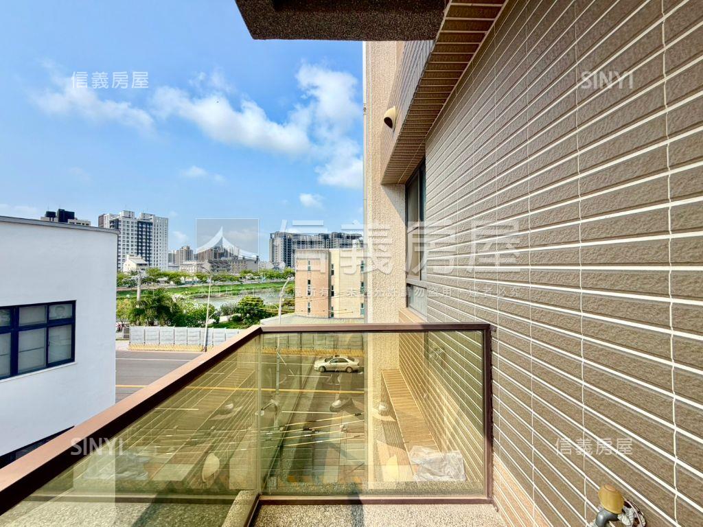 近高大｜稀有電梯邊間透店房屋室內格局與周邊環境