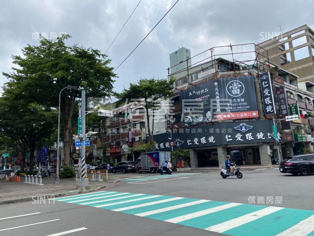 精誠商圈５房＋大車庫別墅房屋室內格局與周邊環境