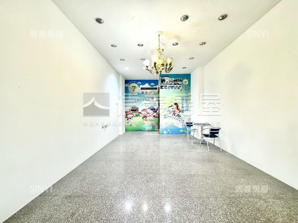 楠梓路正四層樓透店房屋室內格局與周邊環境