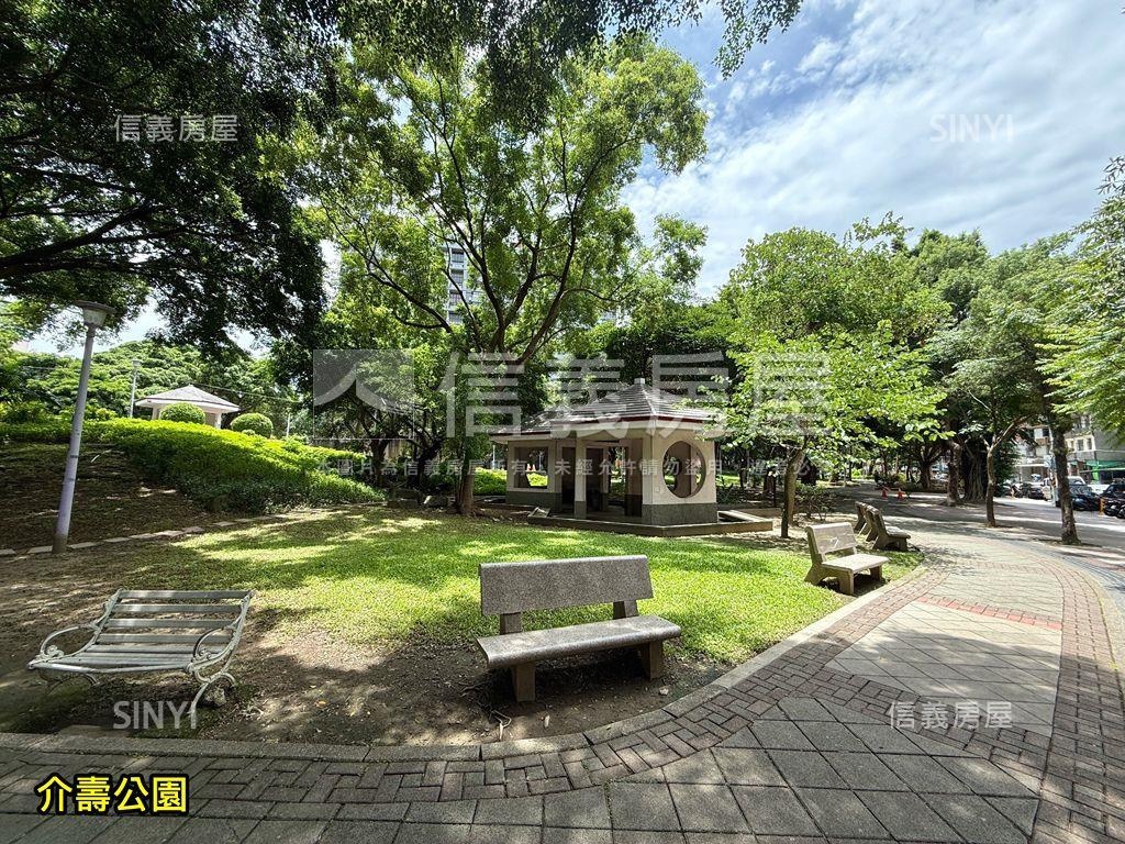 城德華福－Ａ５景觀三房房屋室內格局與周邊環境
