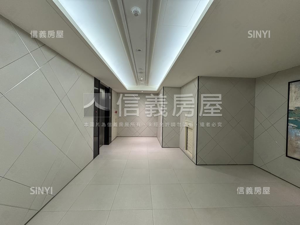 巨蛋次高樓層裝潢豪美宅房屋室內格局與周邊環境