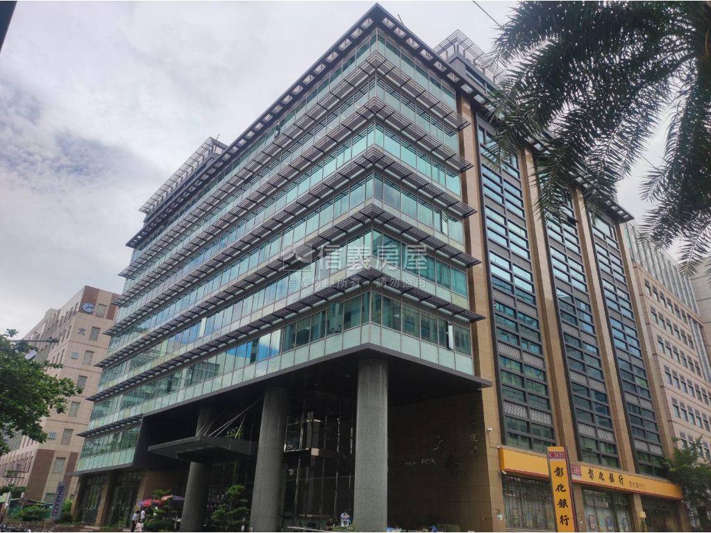 奔騰科技二戶房屋室內格局與周邊環境