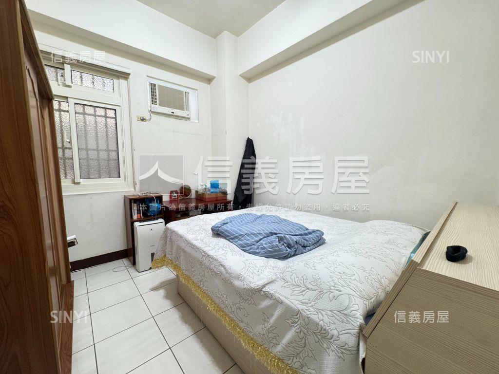 藝術名宮ＮＯ．７三房平車房屋室內格局與周邊環境