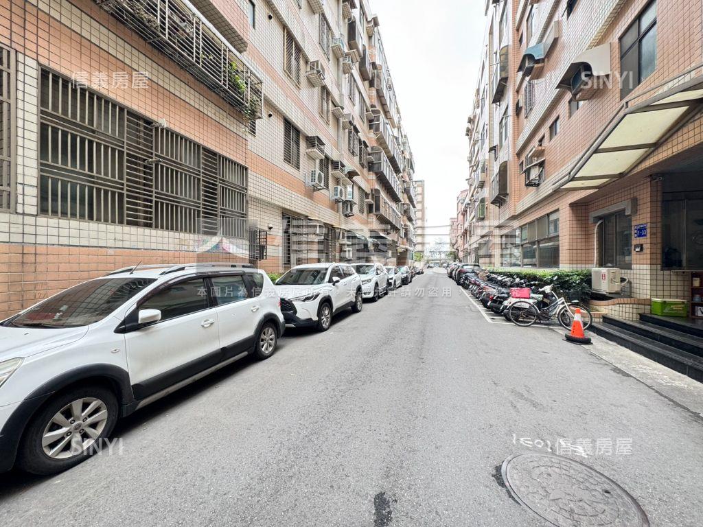 藝術名宮ＮＯ．７三房平車房屋室內格局與周邊環境