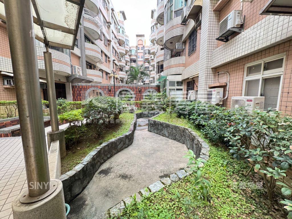 藝術名宮ＮＯ．７三房平車房屋室內格局與周邊環境