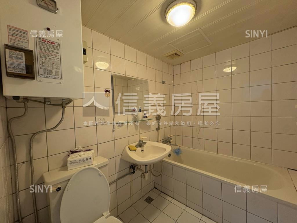 風光明媚清幽電梯宅房屋室內格局與周邊環境