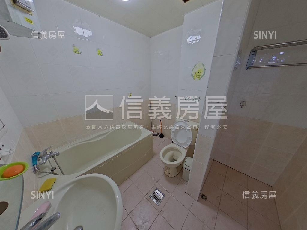 麗山學區一層一戶傳家三樓房屋室內格局與周邊環境