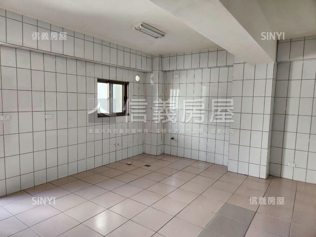 未來藍線捷運大空間華廈房屋室內格局與周邊環境