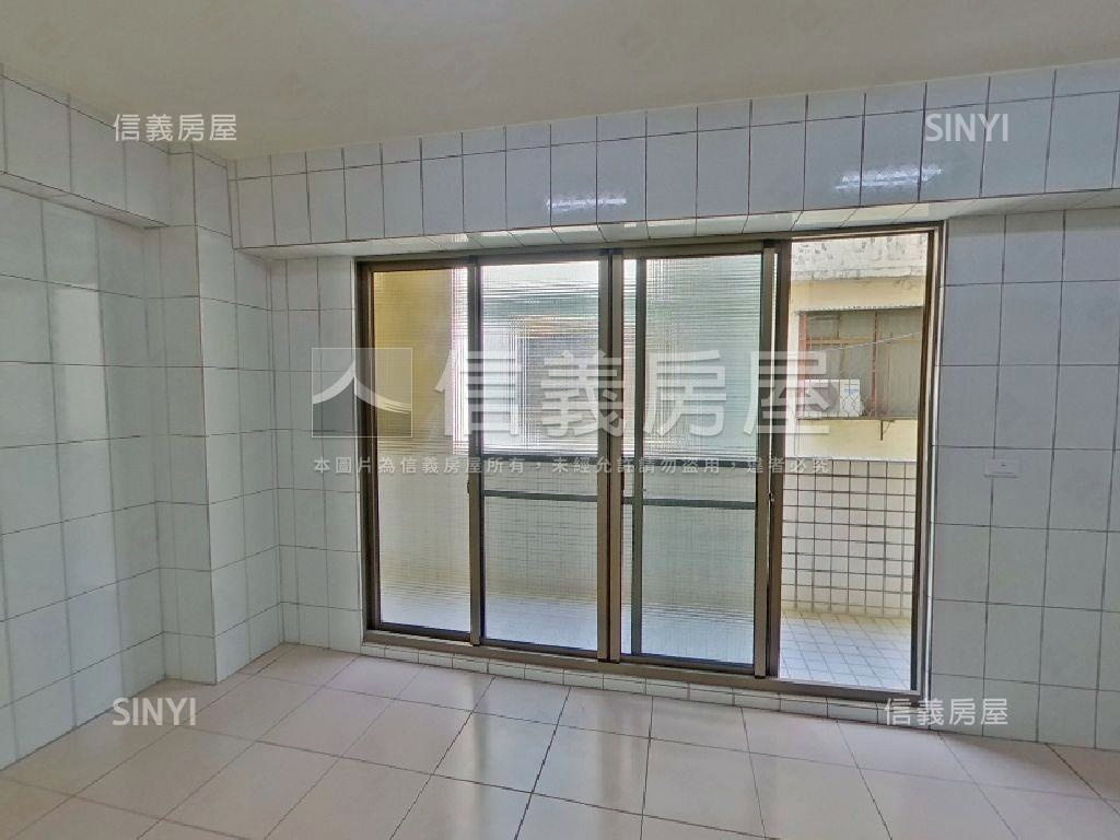 未來藍線捷運大空間華廈房屋室內格局與周邊環境