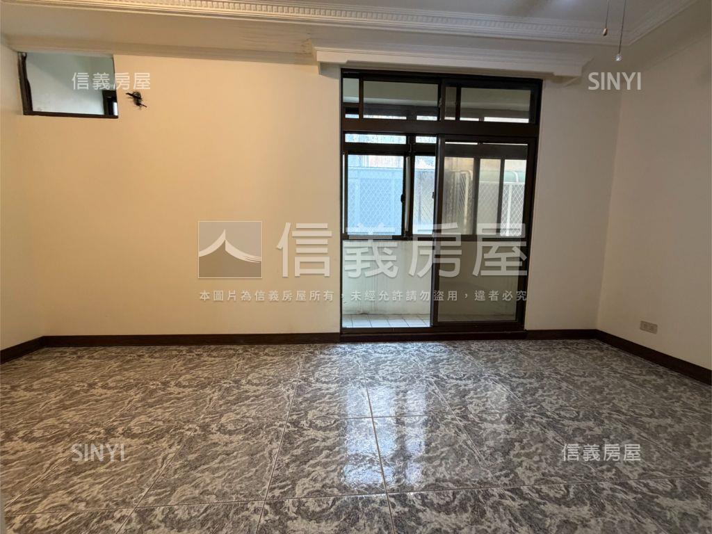 獨棟４層透天＋坡平車位房屋室內格局與周邊環境