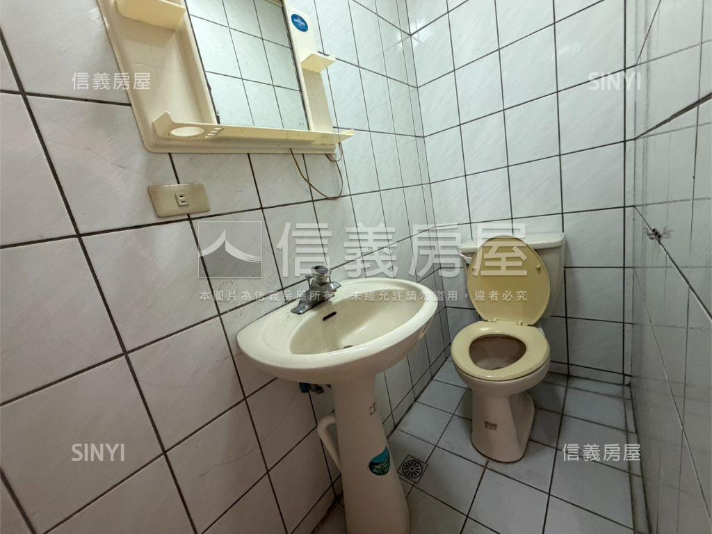 獨棟４層透天＋坡平車位房屋室內格局與周邊環境