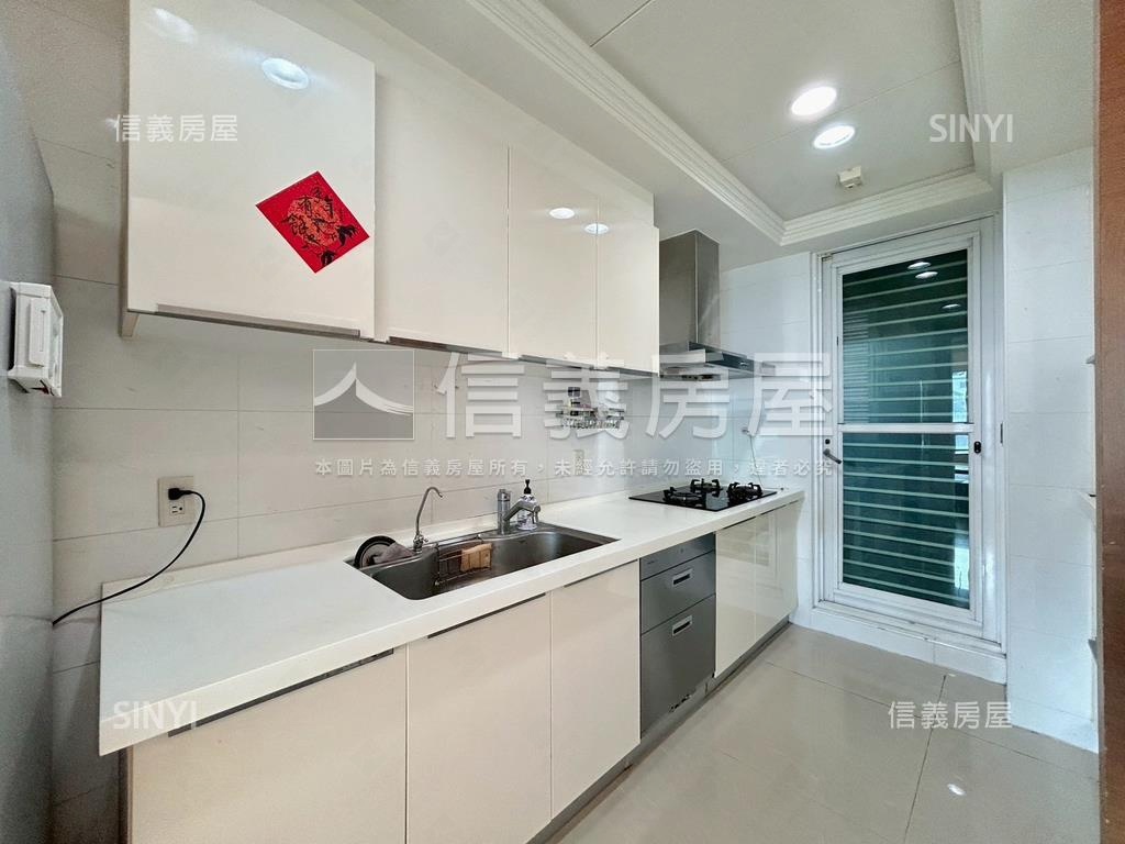 德鑫御品朝西南樹海美宅房屋室內格局與周邊環境